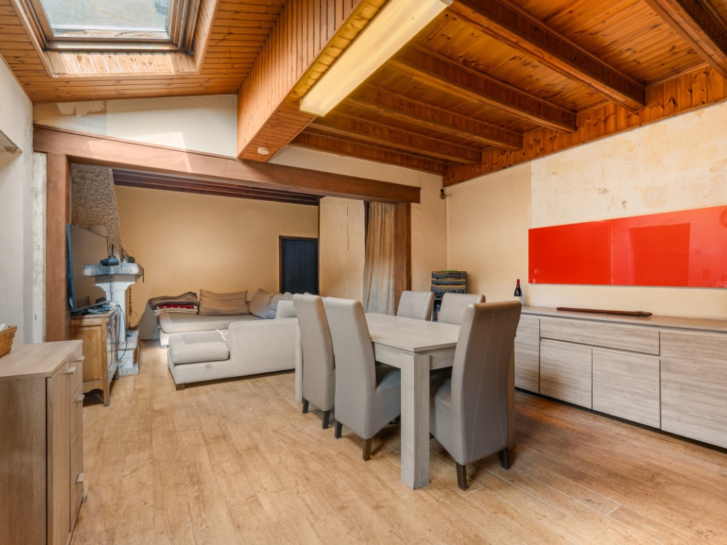 Vakekerkweg - 54 - - 9990