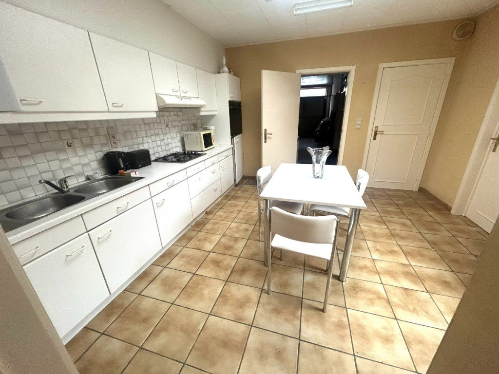 Leopoldstraat - 25 - - 8940