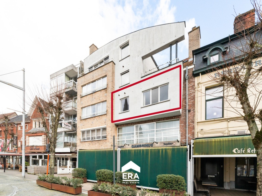 Markt - 4 - 4 - 9900