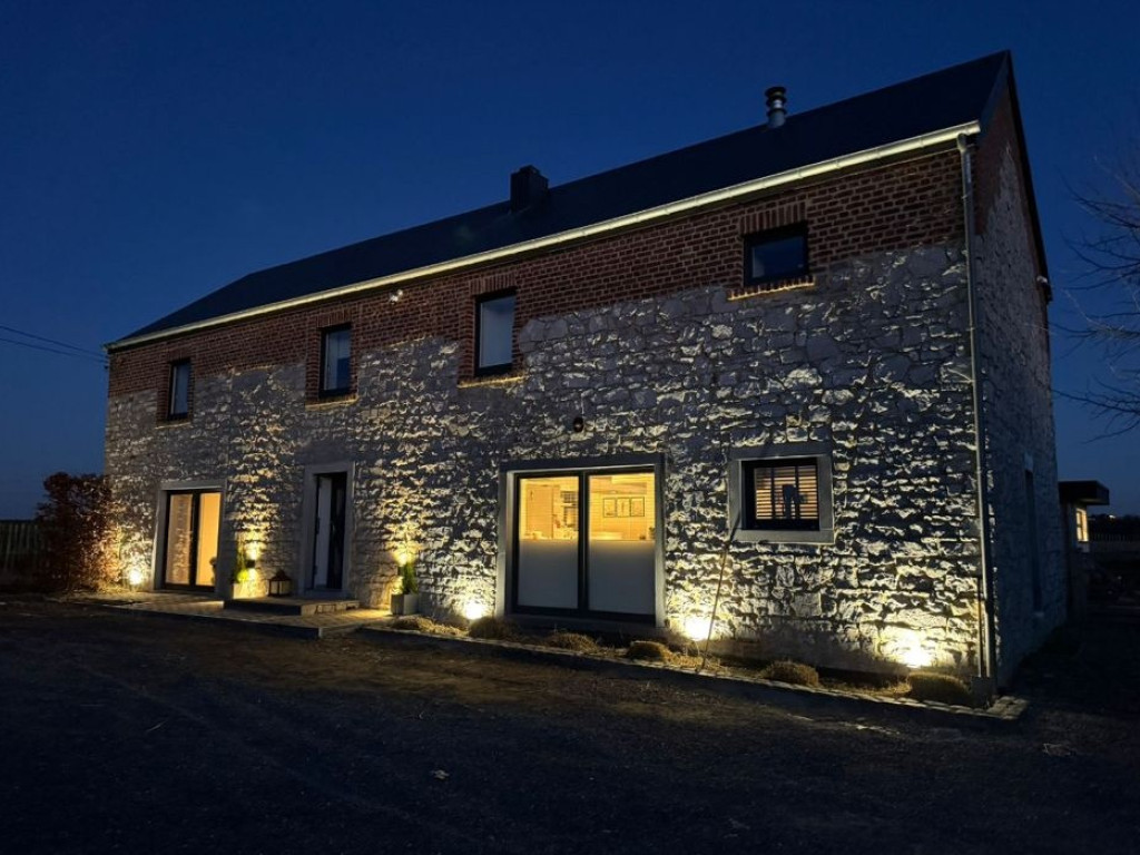 Rue de Rouvroy - 281 - - 5300