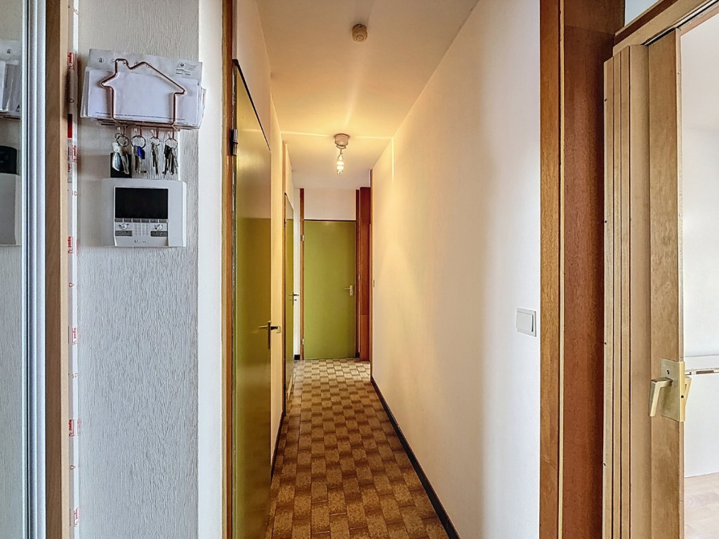 Avenue du Pont Rouge - 21 - 5-2 - 7000