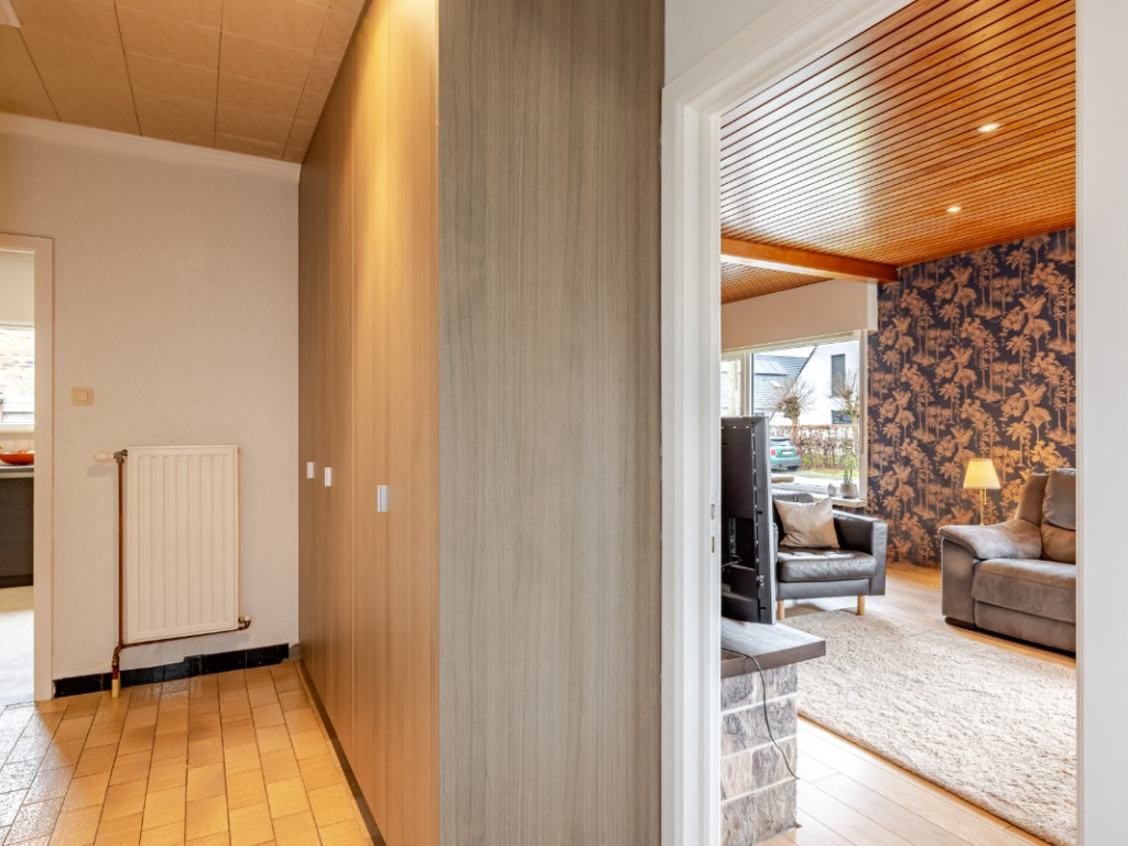 Ooststraat - 32 - - 9961