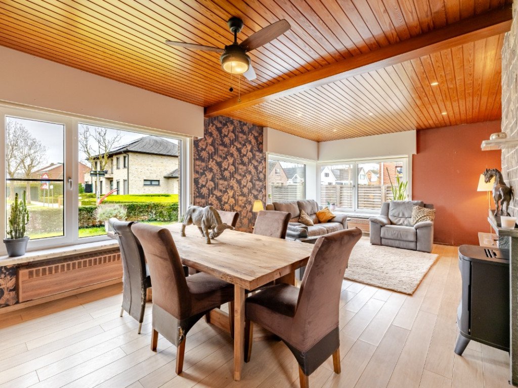 Ooststraat - 32 - - 9961