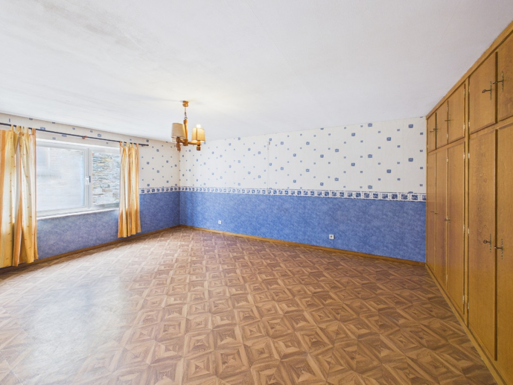 Rue de Marche - 7 - - 6870