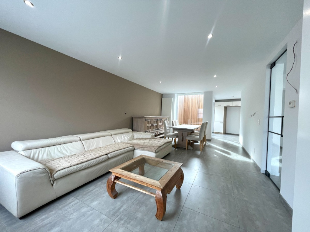 Ter Wallestraat - 28 - - 8930