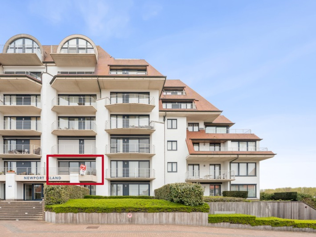 Albert I laan (Newport Island) - 64D - - 8620