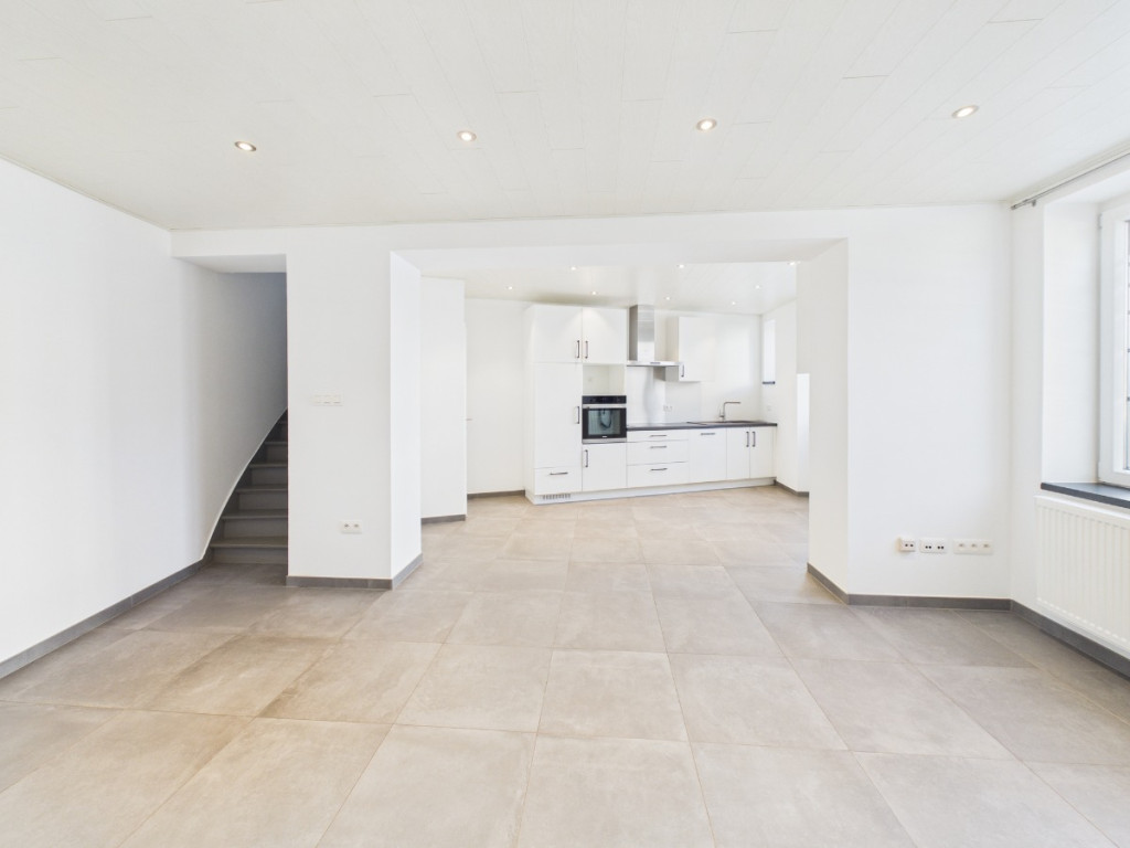 Rue Hermanmont - 2 - - 6690