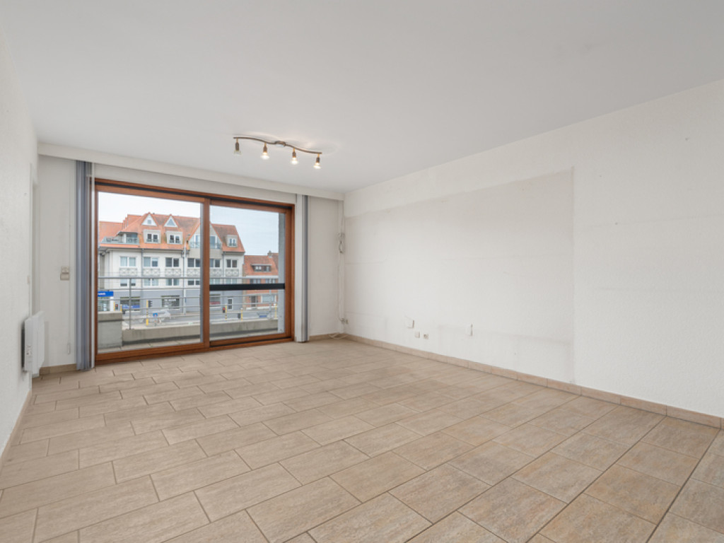 Albert I laan (Newport Island) - 64D - - 8620