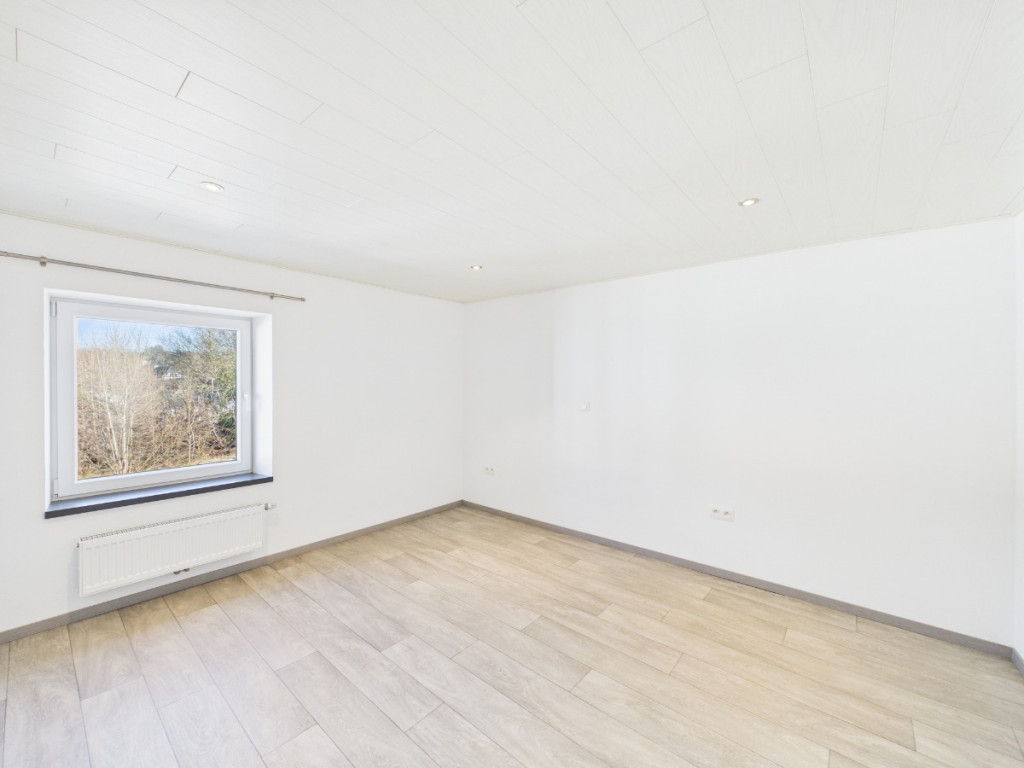 Rue Hermanmont - 2 - - 6690