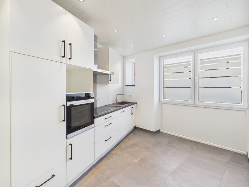 Rue Hermanmont - 2 - - 6690