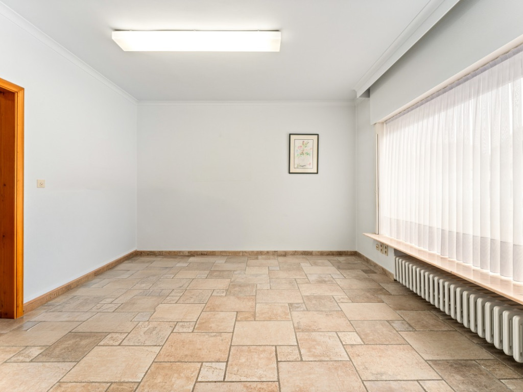 Oostrozebeeksestraat - 41 - - 8710