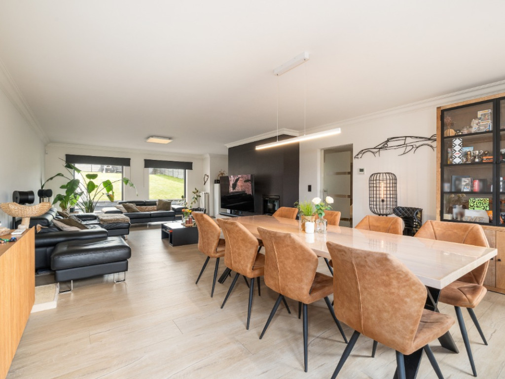 Hellestraat - 96 - - 9400