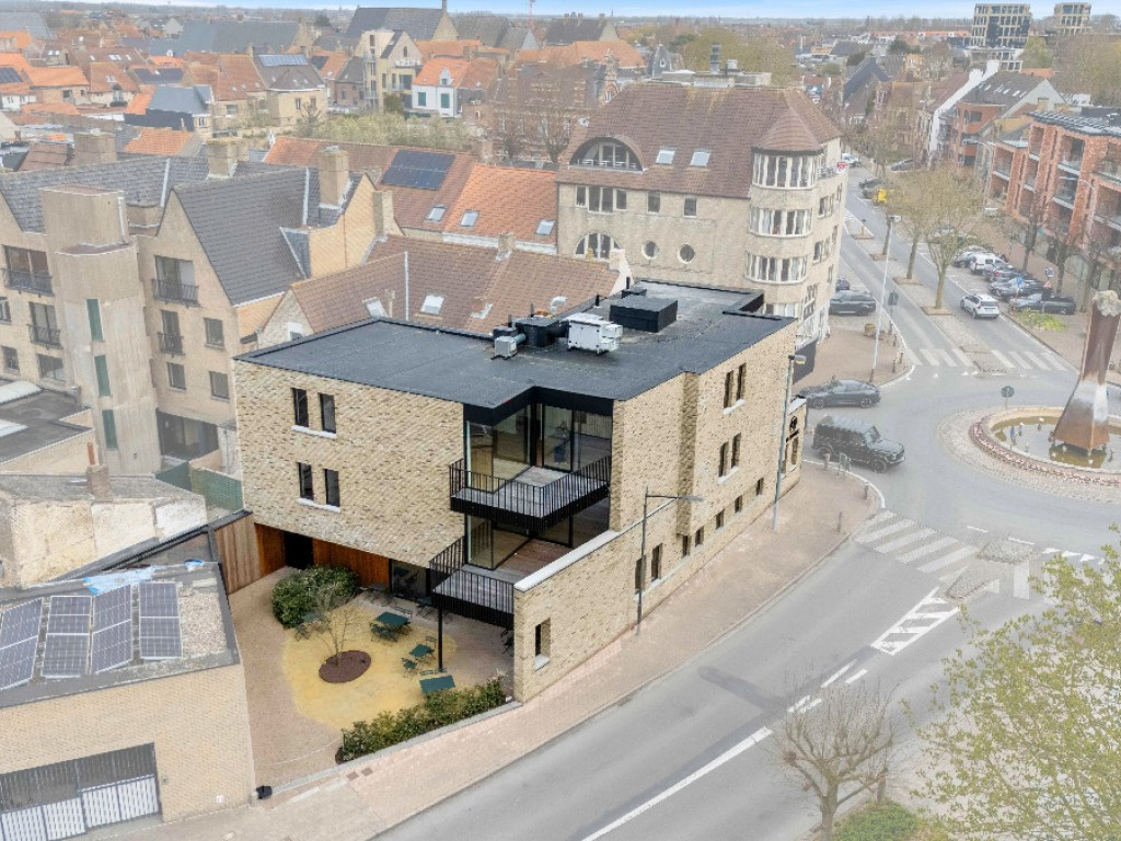 Zuidstraat - 45 - D - 8630