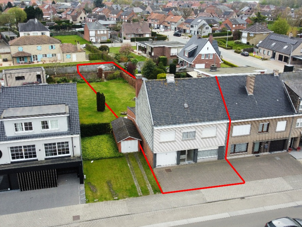 Oostrozebeeksestraat - 41 - - 8710