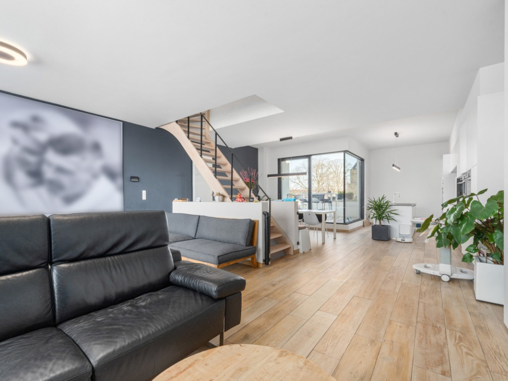 Oude Vest - 4 - APPARTEMEN - 9200