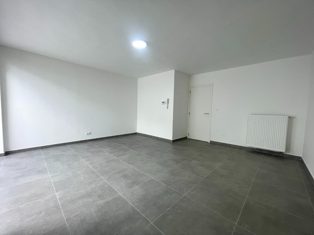 Stationsstraat - 58 - - 8880