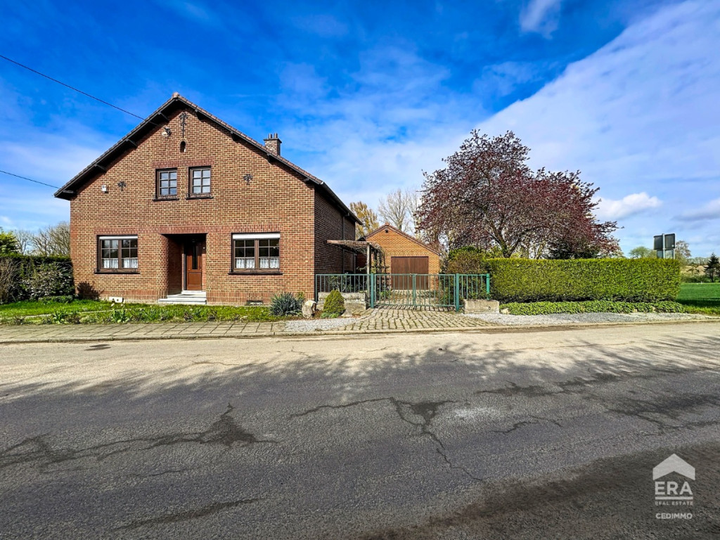 Rue Adolphe Debienne - 21 - - 6210