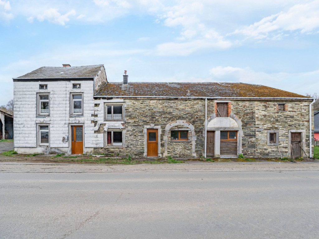 Rue Haute - 10 - - 6880