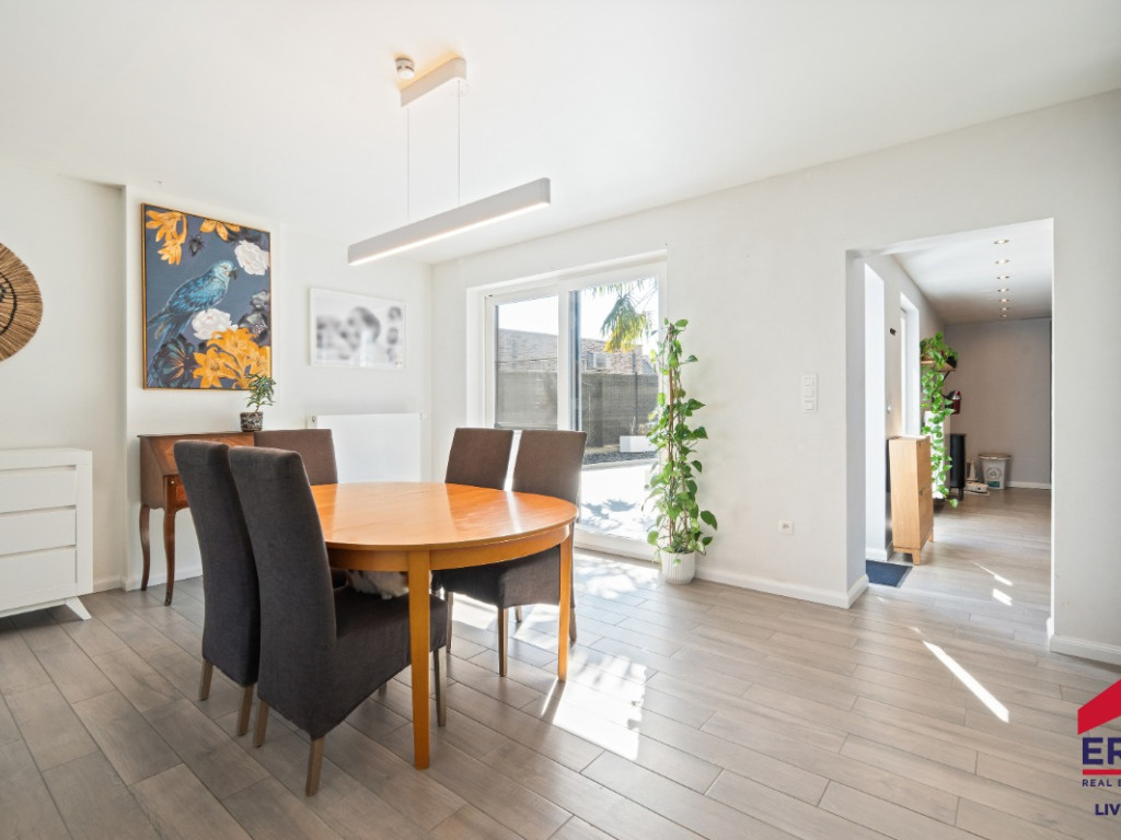 Leedsesteenweg - 165 - - 9420