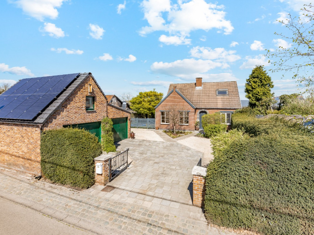 Akkerstraat - 1 - - 9185