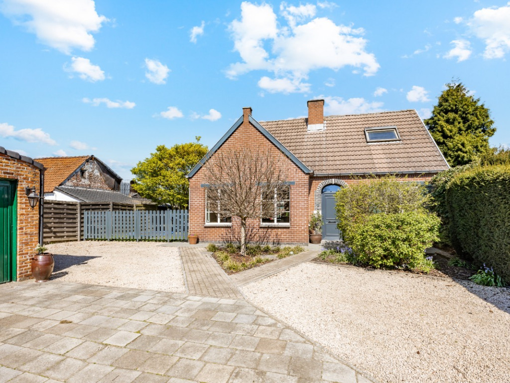 Akkerstraat - 1 - - 9185