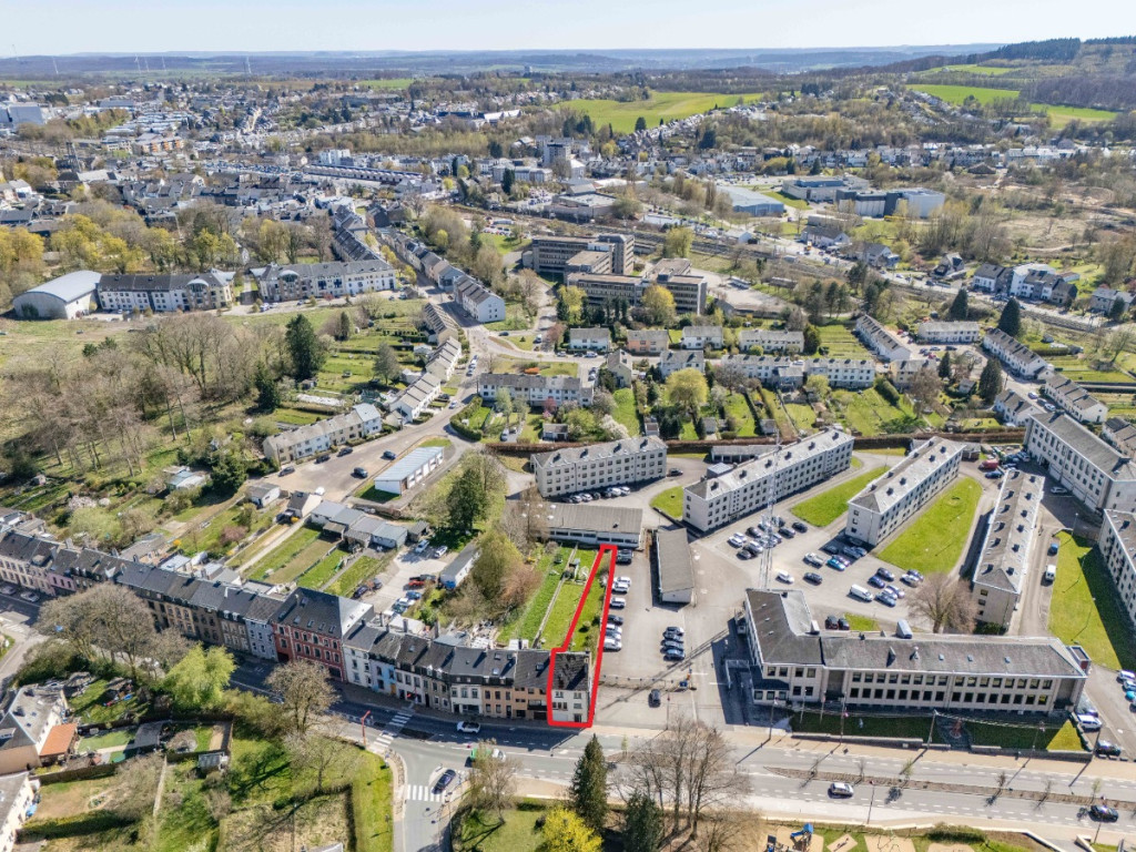 Rue de Neufchâteau - 124 - - 6700