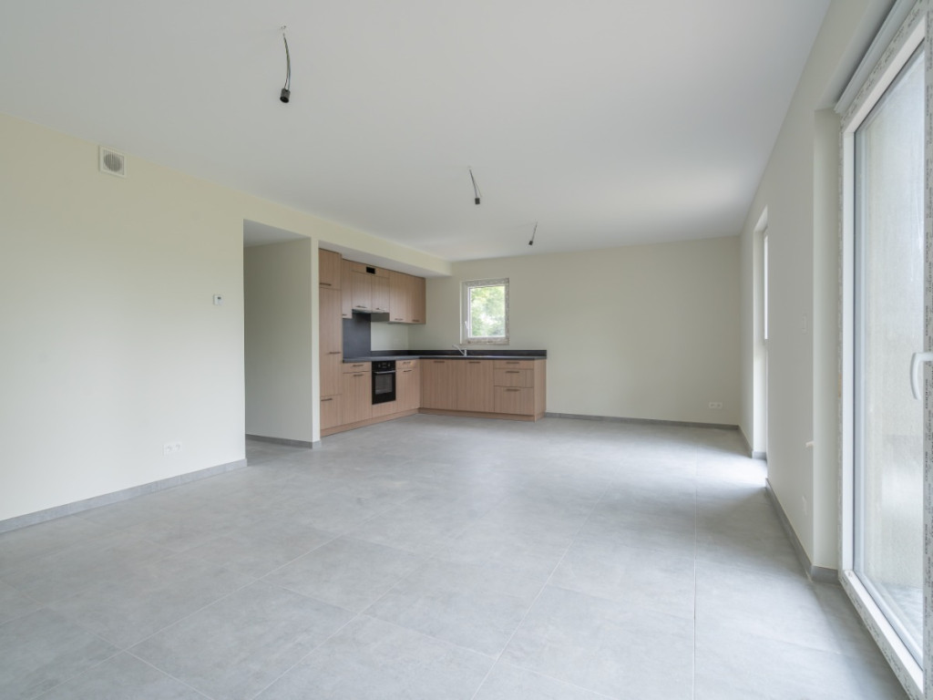 Route de Neufchâteau - 410 - 012 - 6700