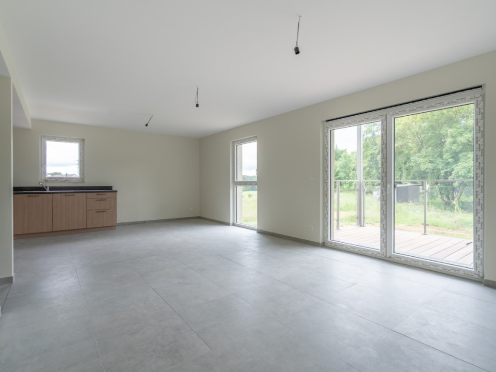 Route de Neufchâteau - 410 - 012 - 6700