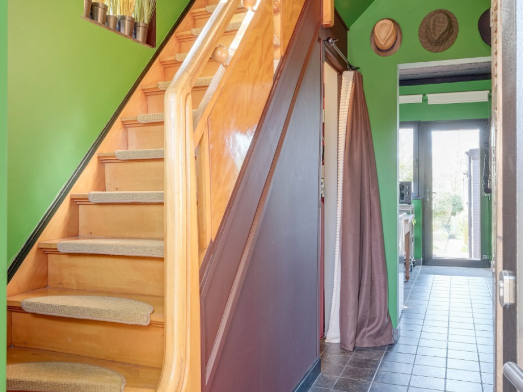 Emaelerweg - 15 - - 421E P0000 - 3770