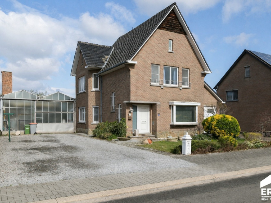 Cornelstraat - 44 - - 3740