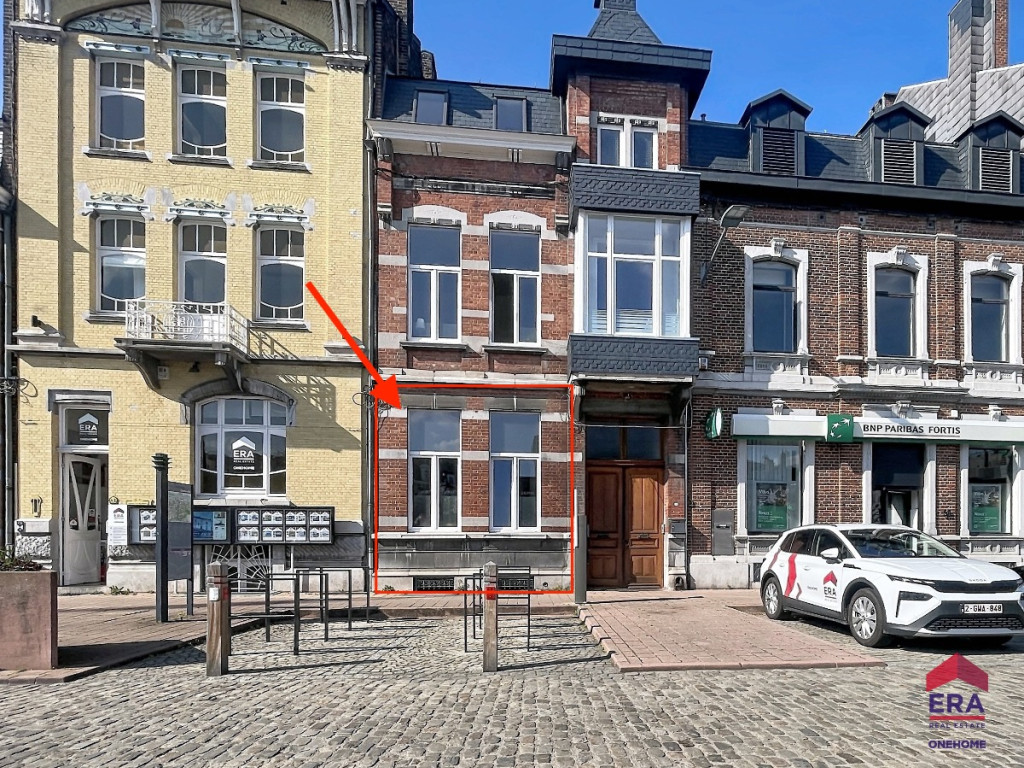 Place des Tilleuls - 49 - REZ AVANT - 5300