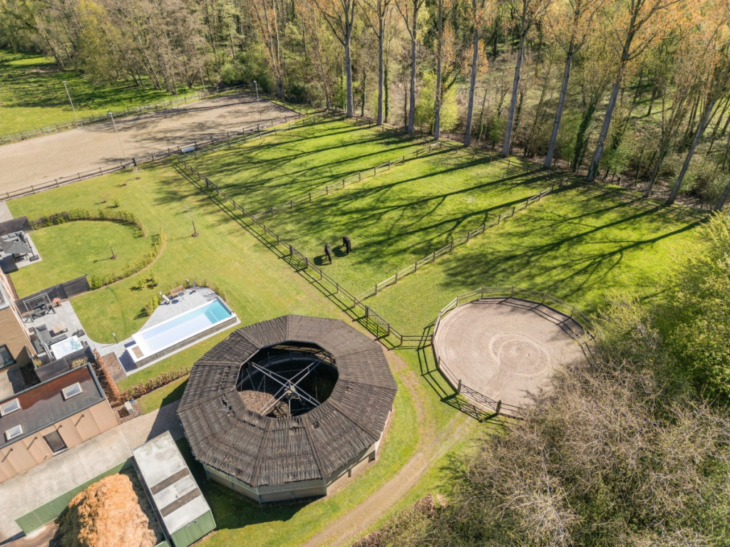 Rosweg - 68B - - 1750