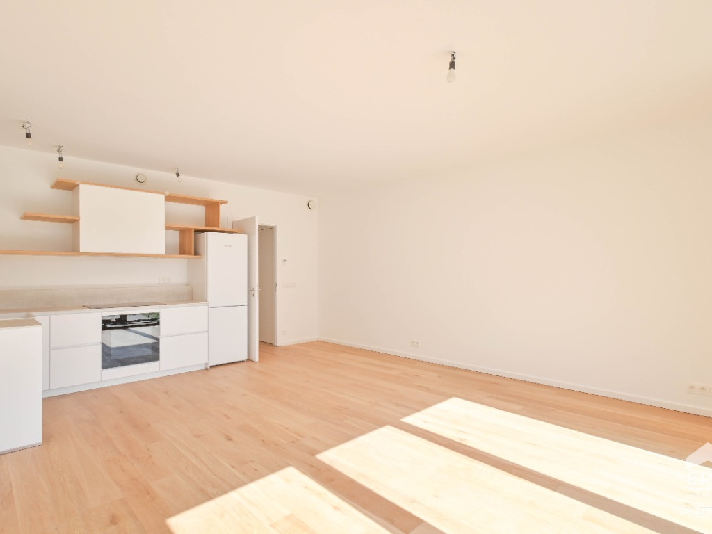 Square Coghen - 55B - 0 - 1180