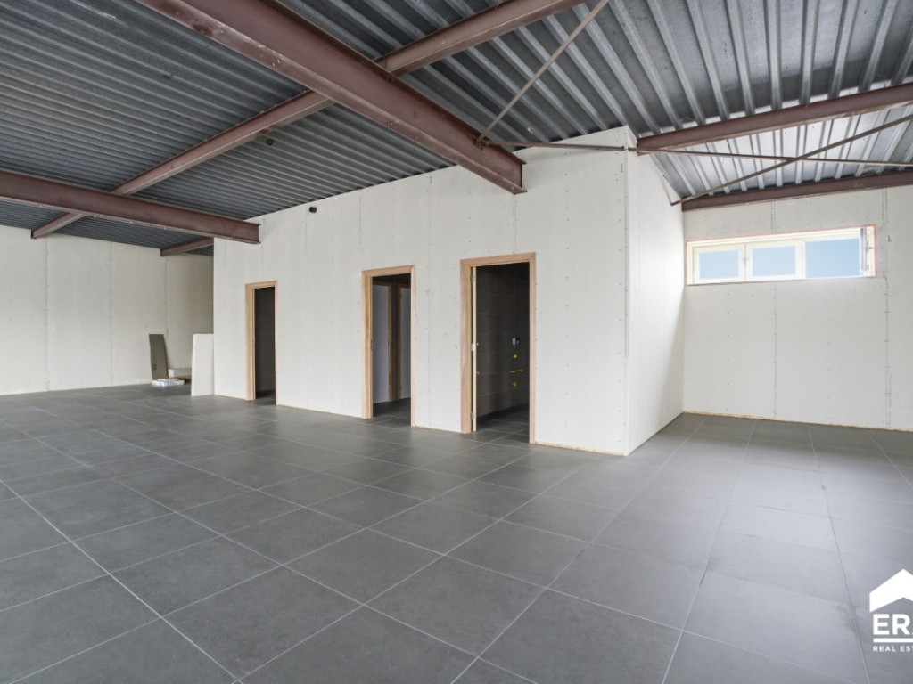 Industrielaan - 14 - - 8810