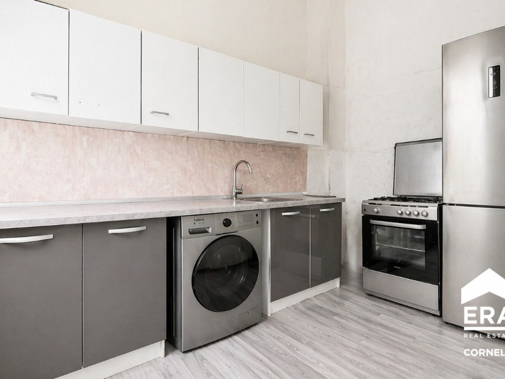 Rue Georges Moreau - 64 - - 1070