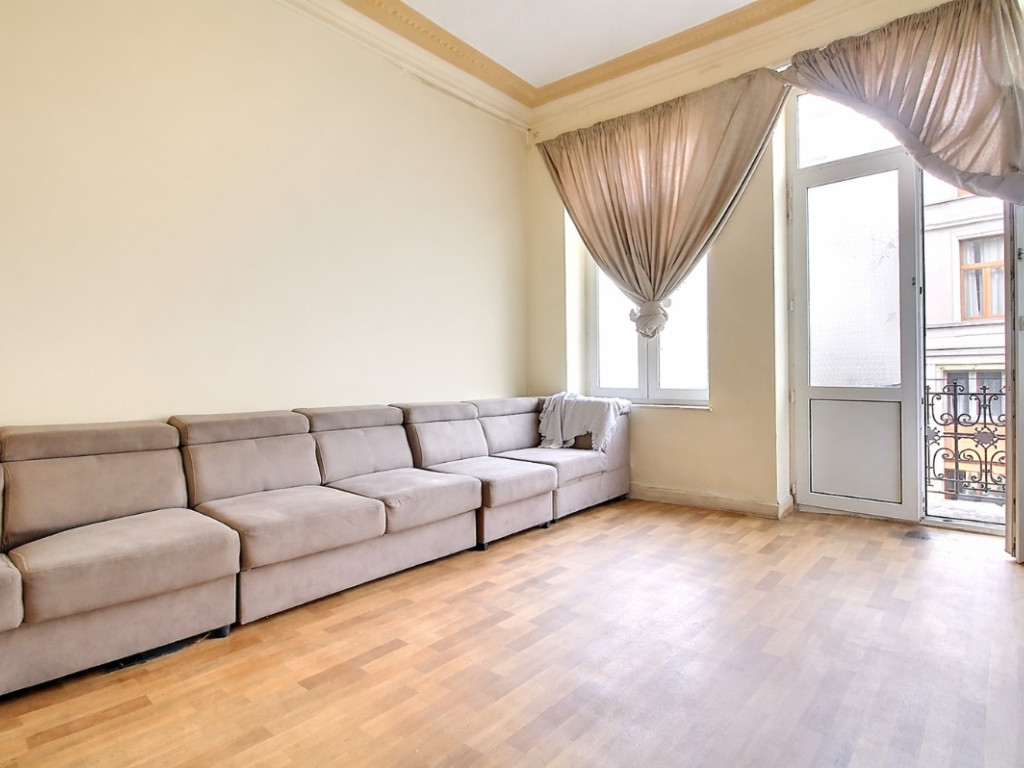 Rue Georges Moreau - 64 - - 1070