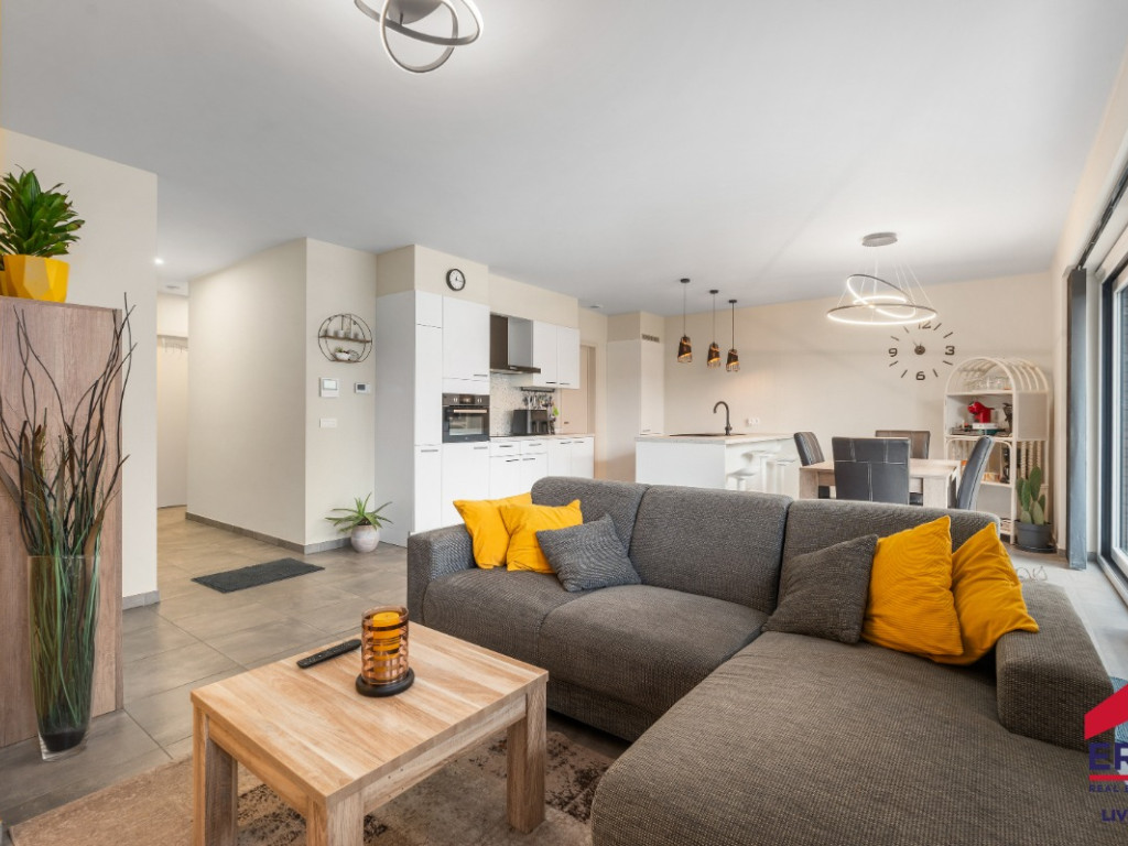 Binnenstraat - 180 - 1 - 9300