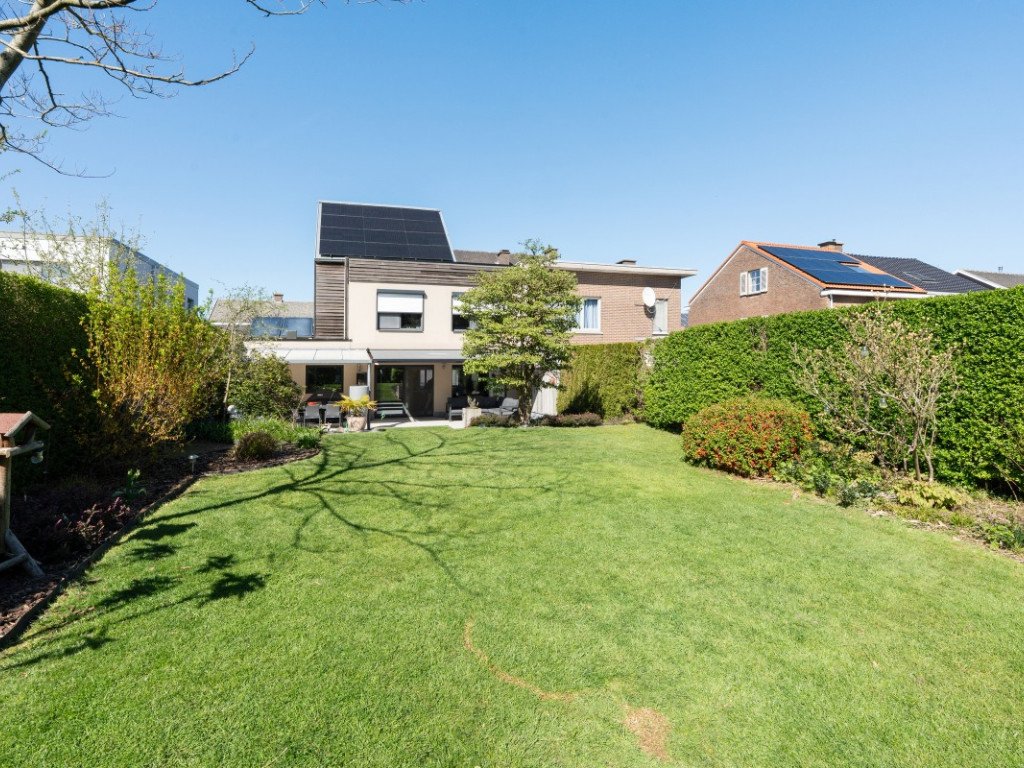 Oscar van Durmelaan - 3 - - 9140