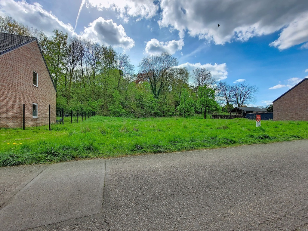 Ruelle Ma Grand-Mère - Lot 10 - - 4500