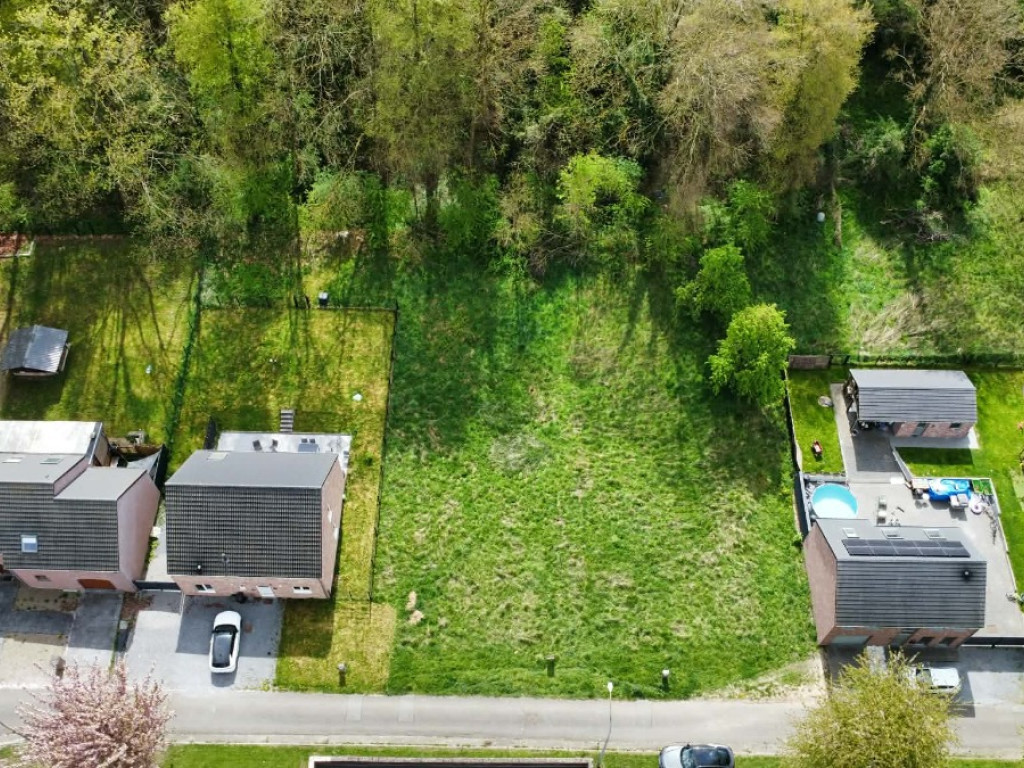 Ruelle Ma Grand-Mère - Lot 10 - - 4500