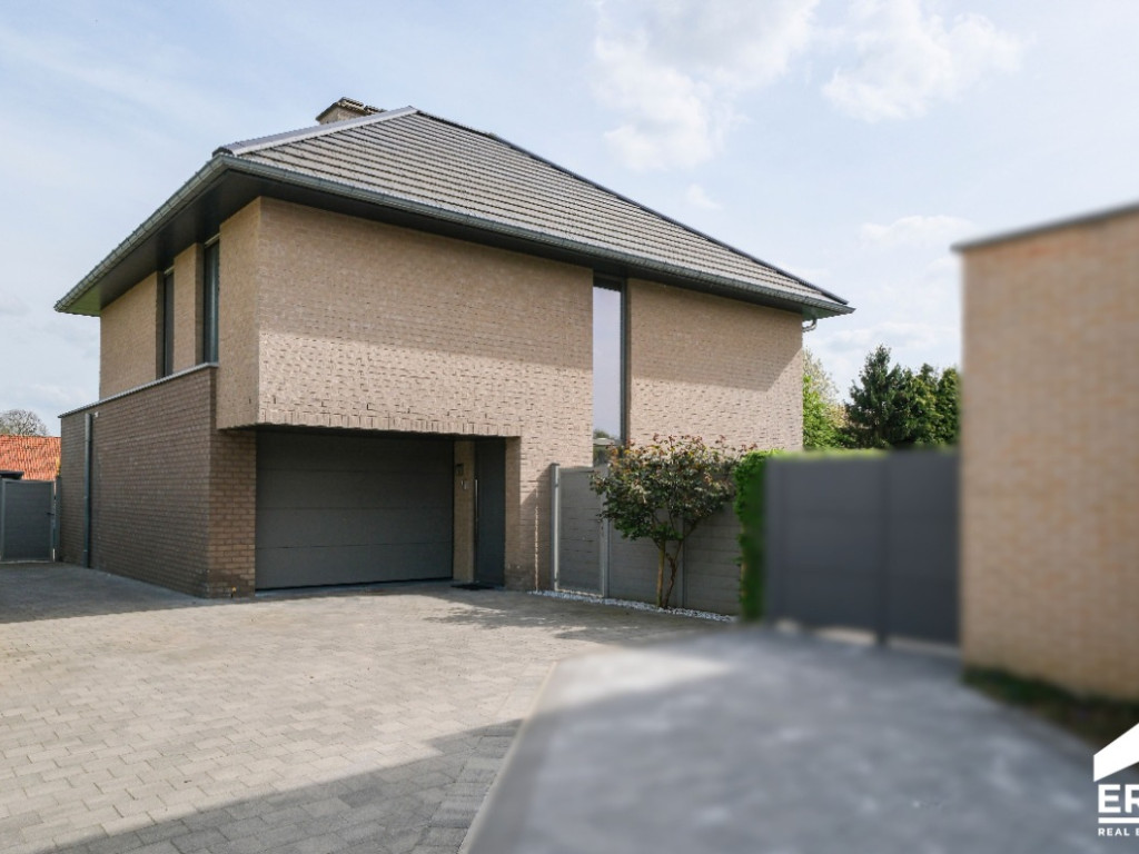 Hasselbosstraat - 15 - - 653 S P0001 - 3700