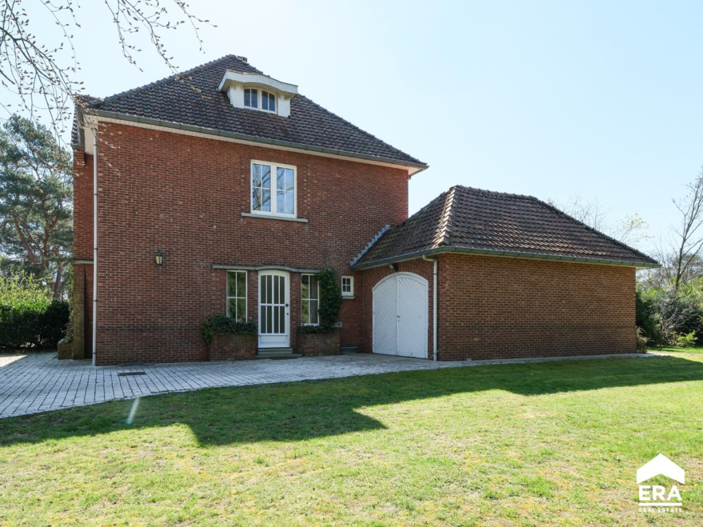 Tennislaan - 14 - - 3900