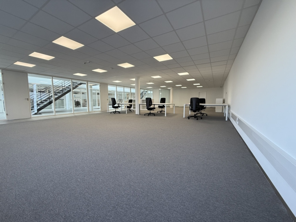 rue des Nouvelles Technologies - 3 - 3 - 4821