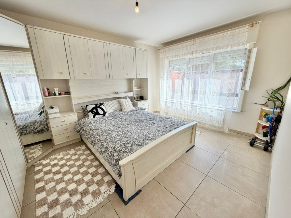 Zonnebloemstraat - 6 - 1 - 8800