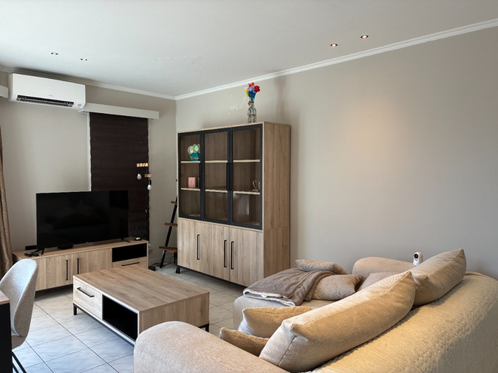 Waalstraat - 1B - - 9870