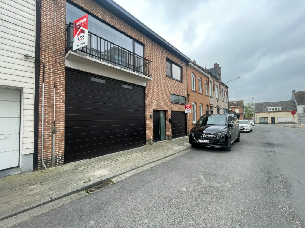 Priester Coulonstraat - 8 - - 8930