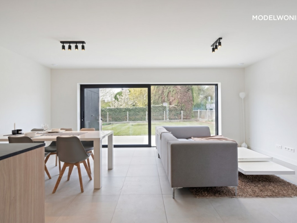 Winhof - 27 - - Lot 11 - 1730