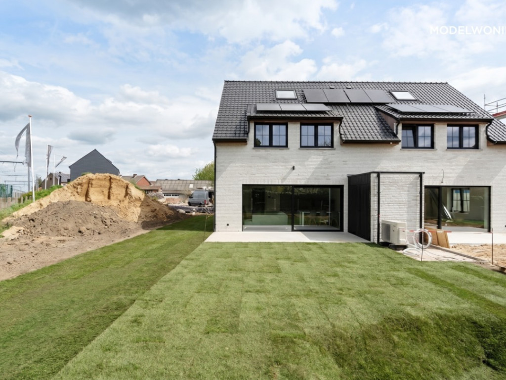 Winhof - 37 - - Lot 1 - 1730