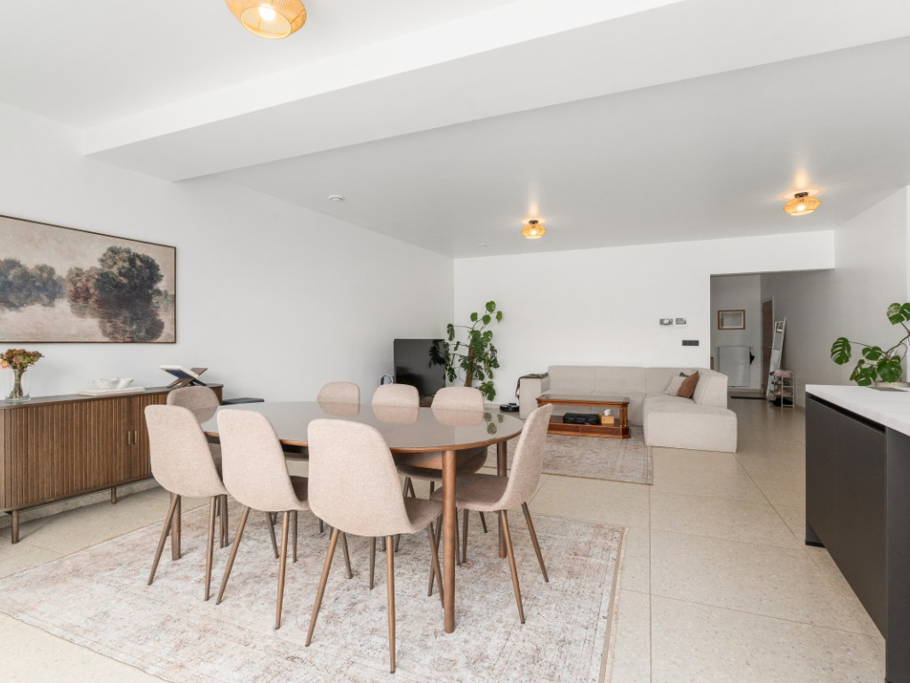 Veldstraat - 68 - 001 - 9100