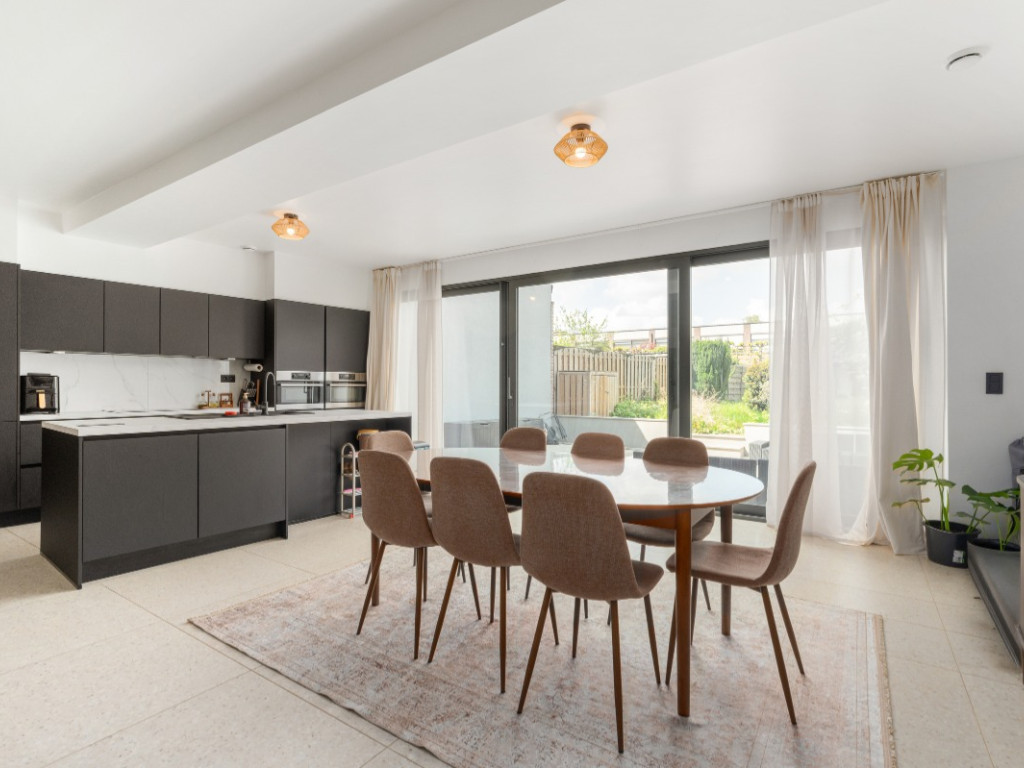 Veldstraat - 68 - 001 - 9100